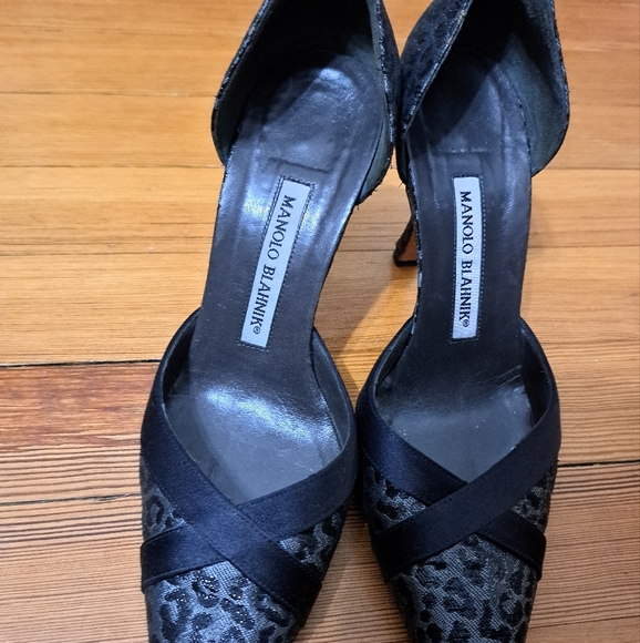 Manolo Blahnik Grey leopard pumps - Picture 3 of 6